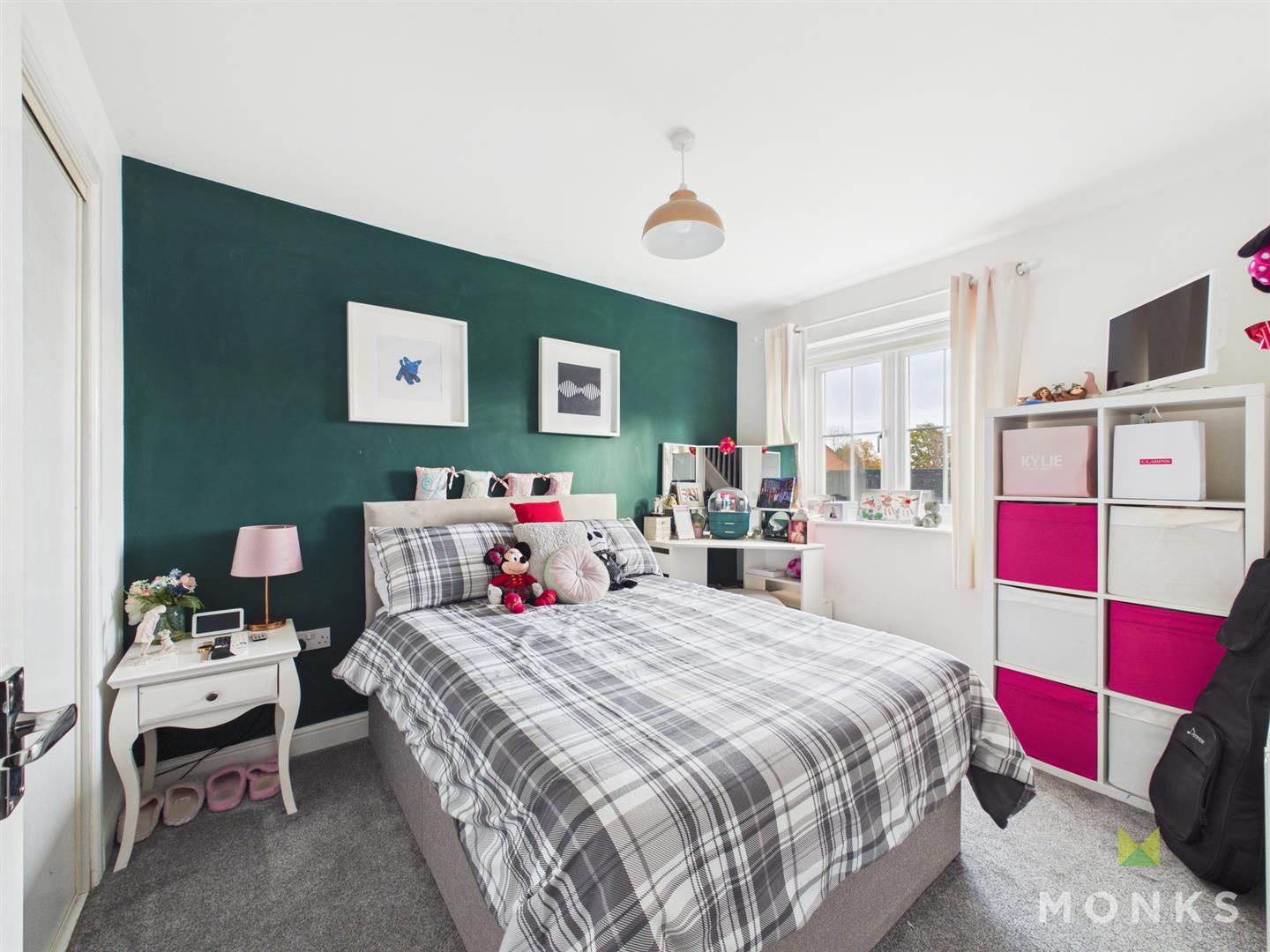 2 Barber Close, Oswestry, SY11 2UE For Sale